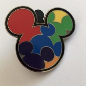 Disney Colorful Mickey Head Rainbow Colors Trading Pin Hong Kong 2014